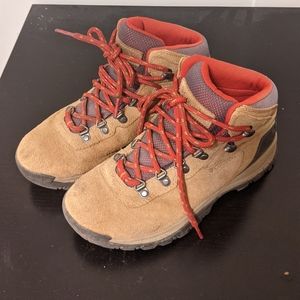 Columbia newton ridge hiking boots